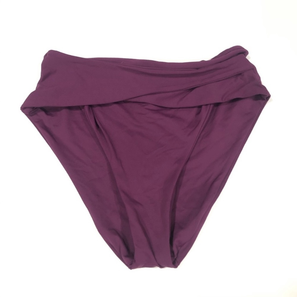 Becca High awaits Bikini Bottoms